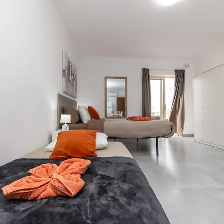Luigi Apartment