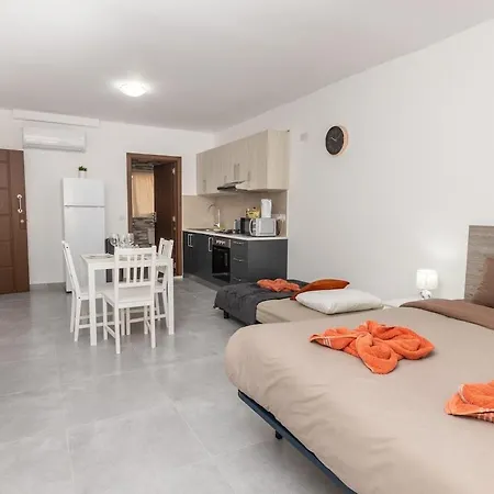 Luigi Apartment