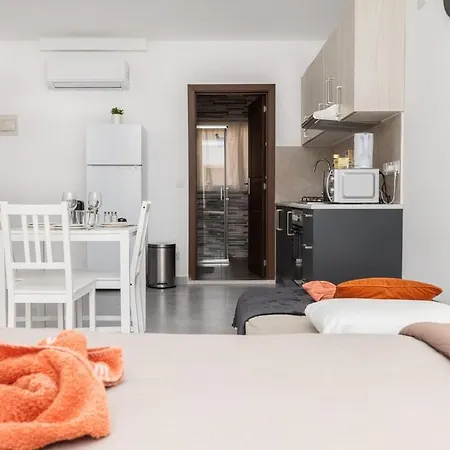 Luigi St. Paul's Bay